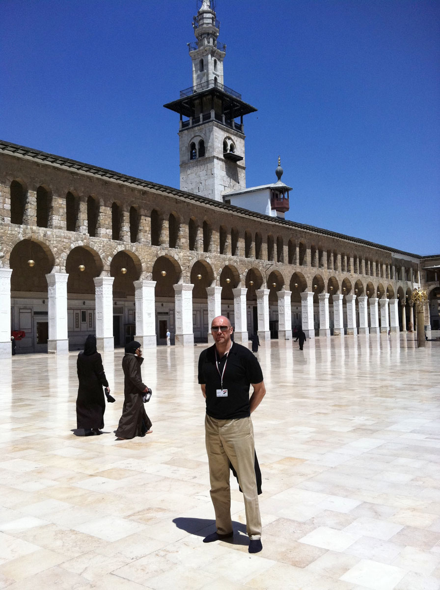 Alain Soral à la Grande Mosquée des Omeyyades