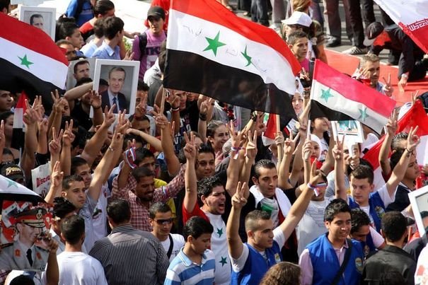 Rassemblement de partisans d'al-Assad le 12 octobre 2011 à Damas